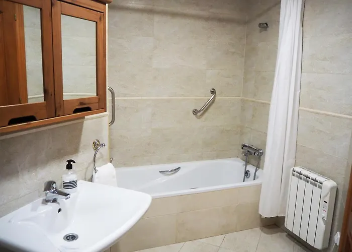 Grande A 3min Playa * Tossa de Mar